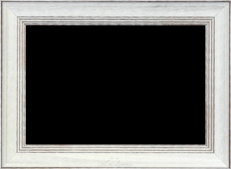 Lustro w białej ramie drewnianej z dekoracyjnymi przetarciami