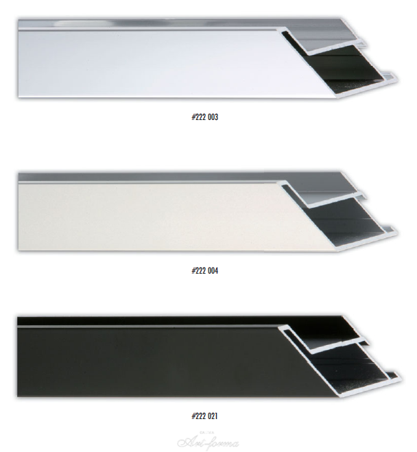 Wysoki profil aluminiowej ramy, możliwość zastosowania ramy do oprawy prac na blejtramie